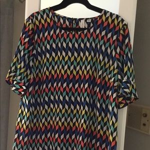 Geometric Print Short Sleeved Blouse